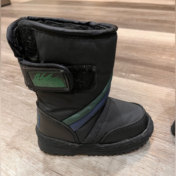 Toddler Snow Boots - Picture 3 of 6